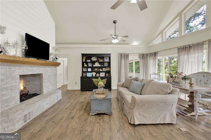 190 Ash Trail Waleska GA 30183