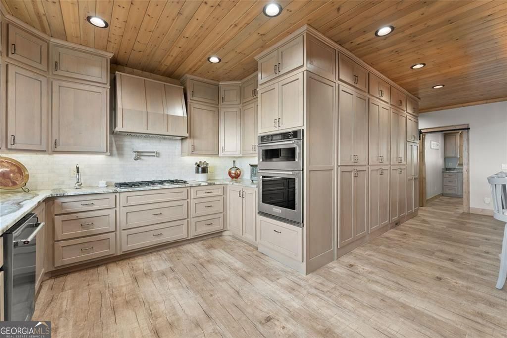 655 Mountainside Drive Cleveland GA 30528