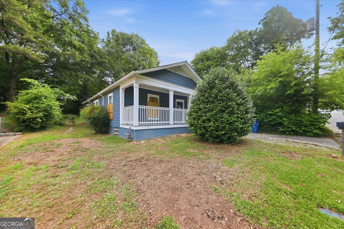 1853 Center Avenue East Point GA 30344