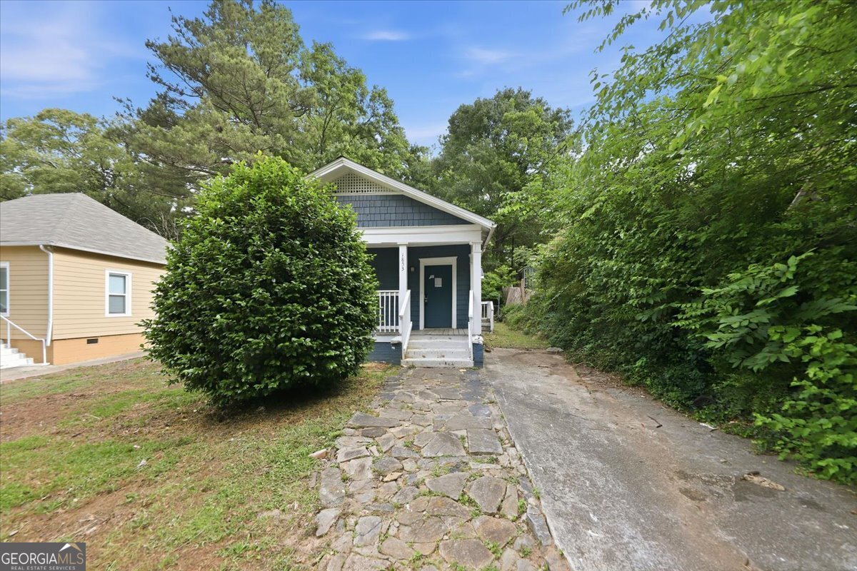 1853 Center Avenue East Point GA 30344