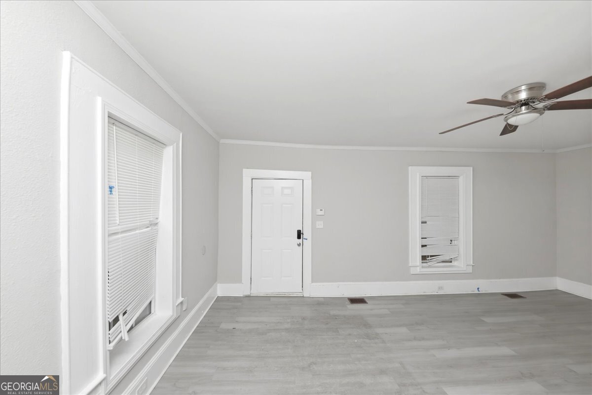 1853 Center Avenue East Point GA 30344