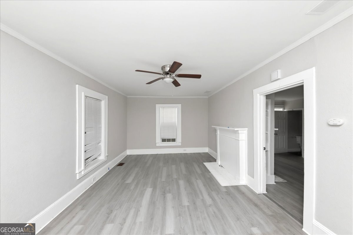 1853 Center Avenue East Point GA 30344
