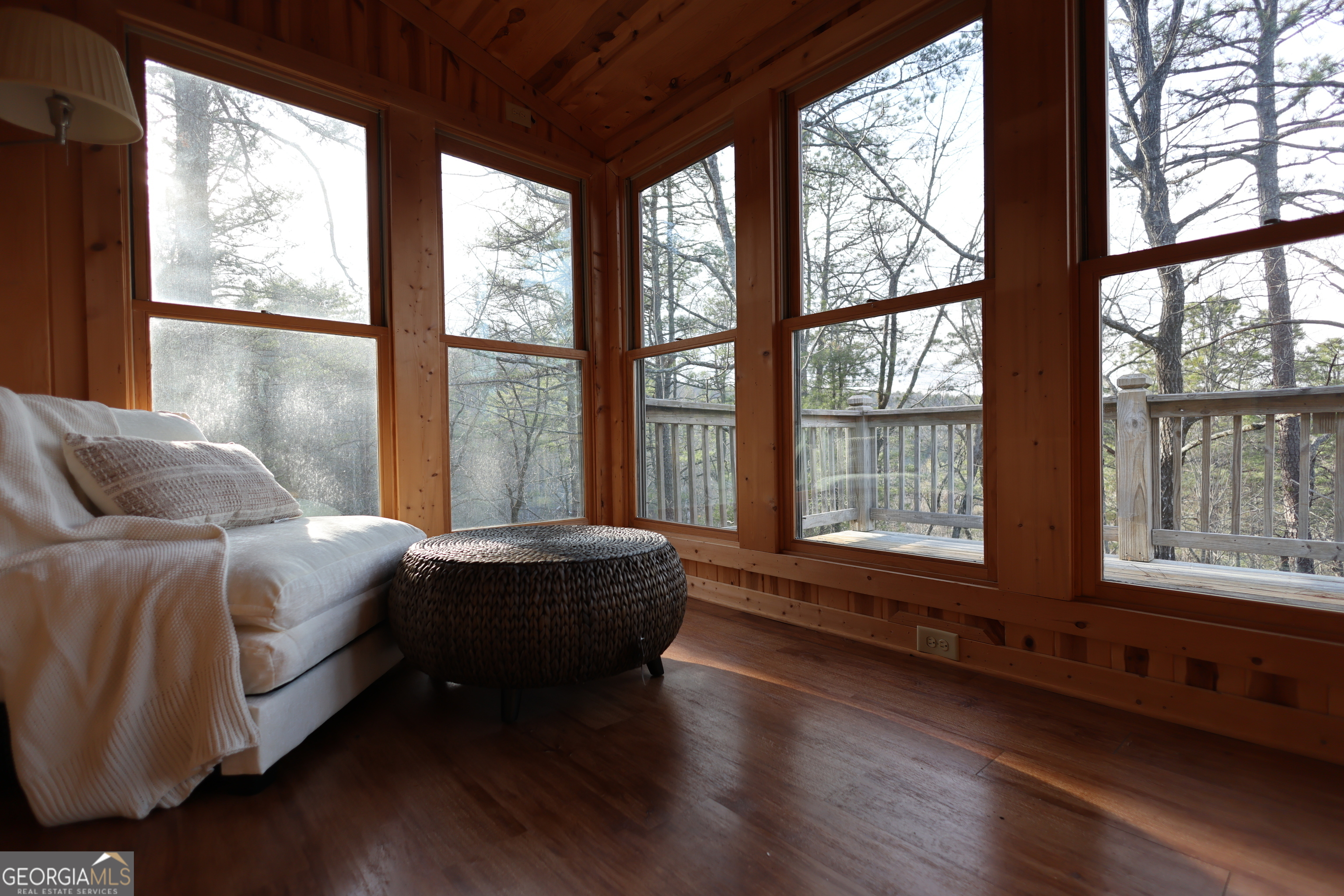 505 Long Mountain Drive Lakemont GA 30552