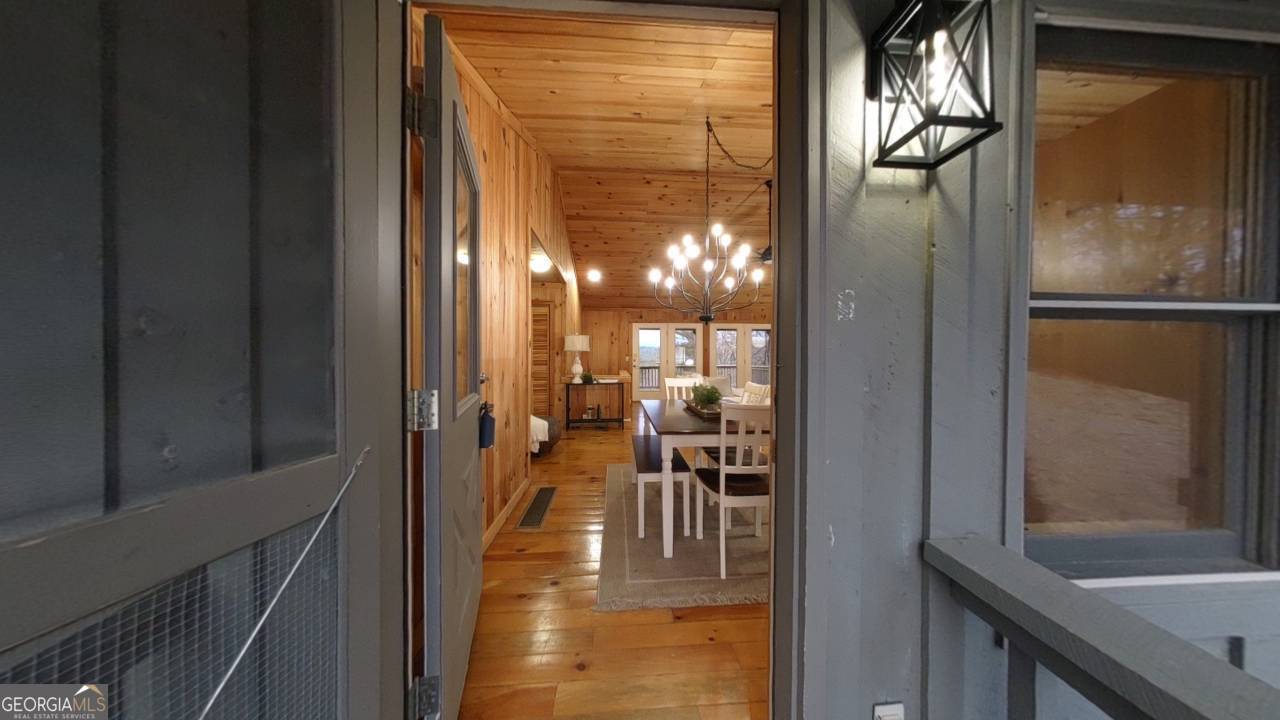 505 Long Mountain Drive Lakemont GA 30552