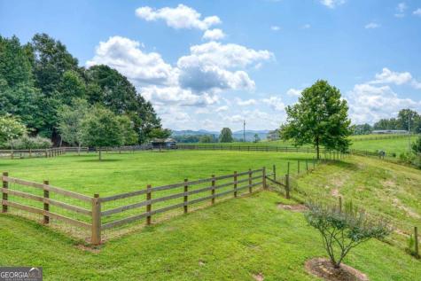192 Flowers Drive Blairsville GA 30512