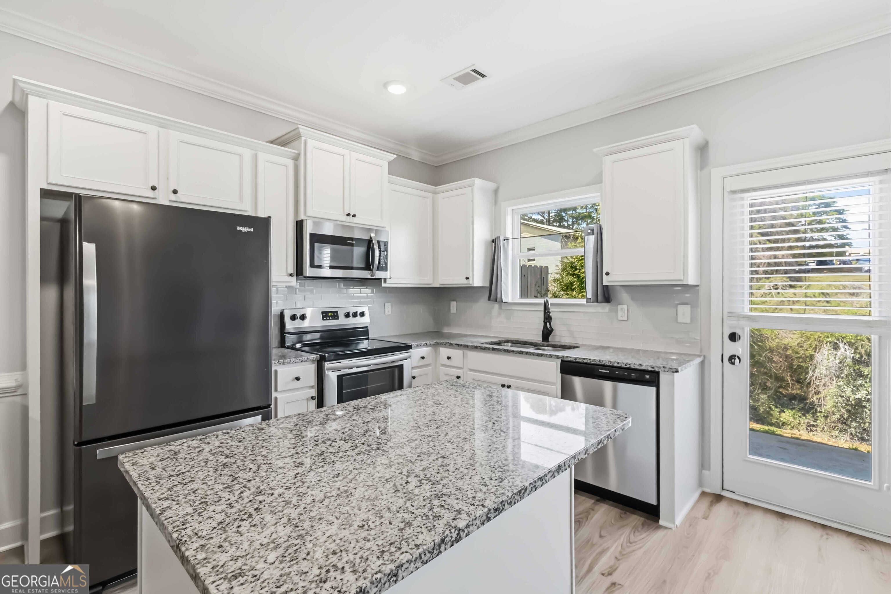 3682 Acorn Drive Oakwood GA 30566