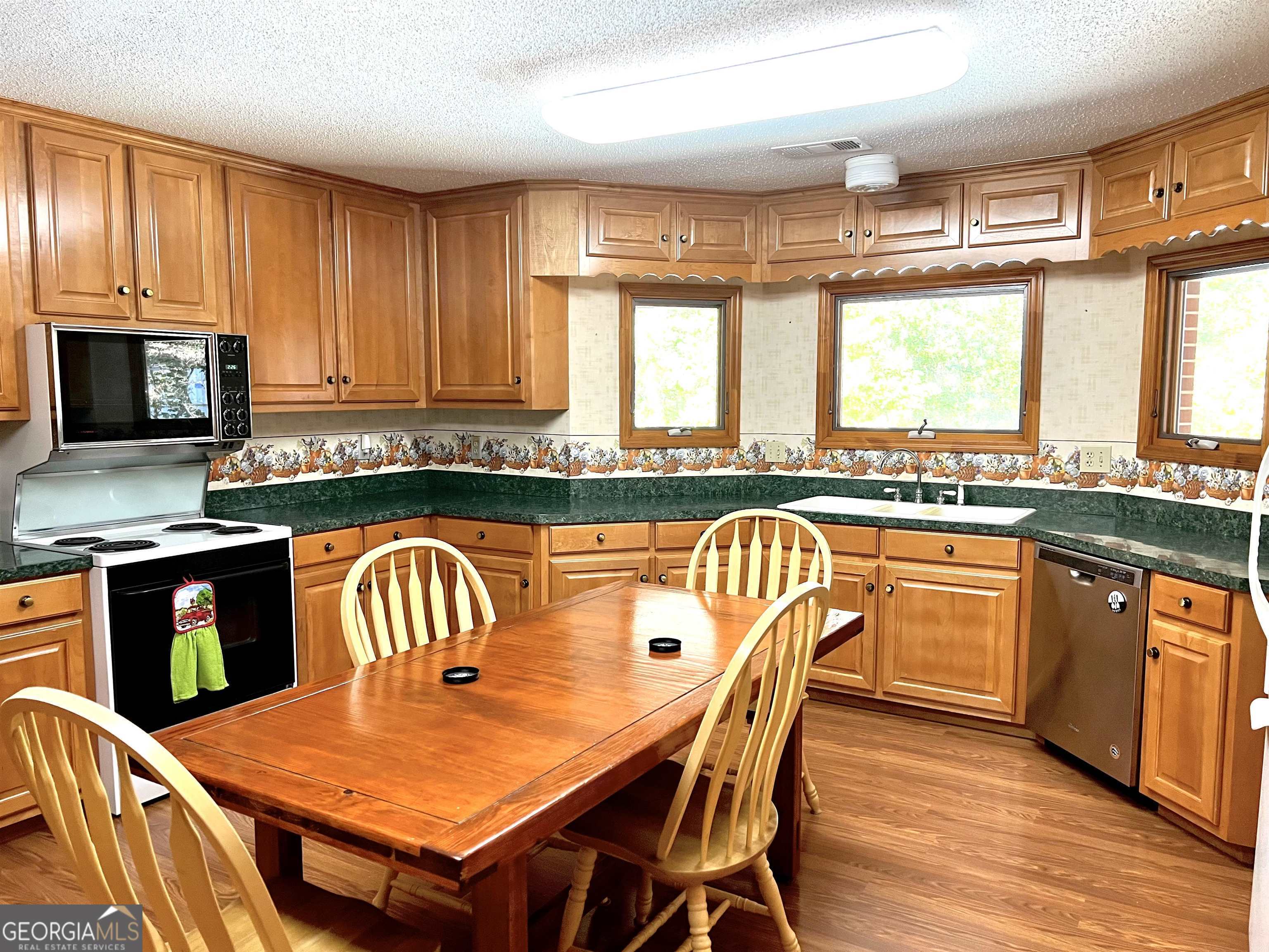 2382 Gallimore Mill Road Jeffersonville GA 31044