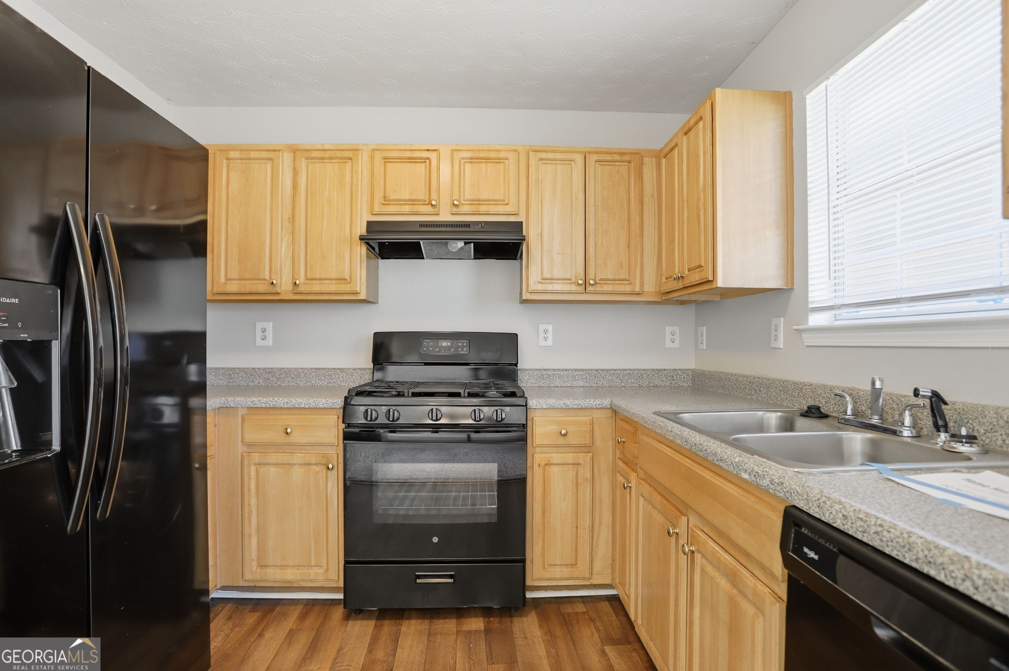 2631 S Hills Parkway Riverdale GA 30296