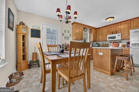 96 Creekside Drive Mccaysville GA 30555