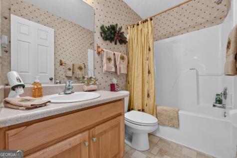 96 Creekside Drive Mccaysville GA 30555