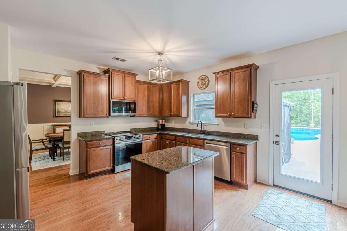 41 Madeline Way Palmetto GA 30268