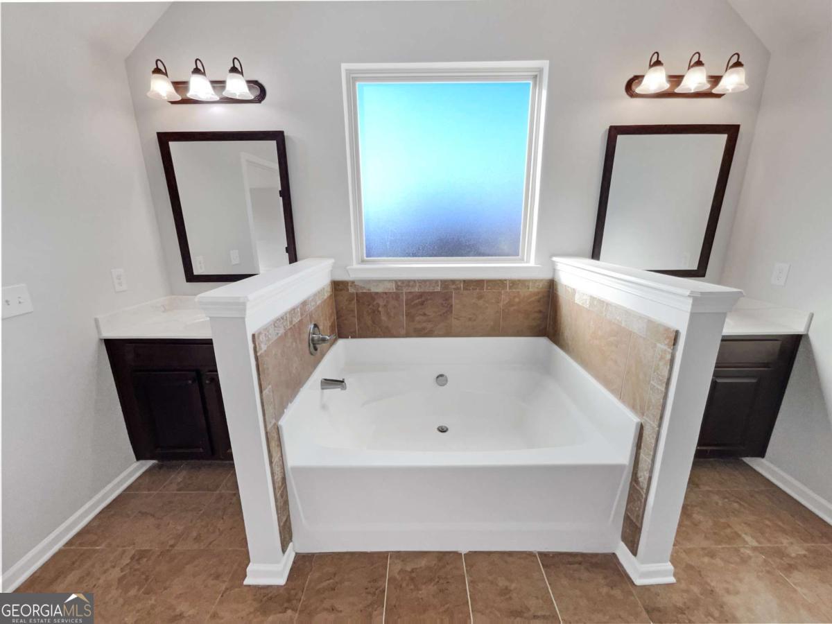 2879 Valaise Lane Lithonia GA 30038