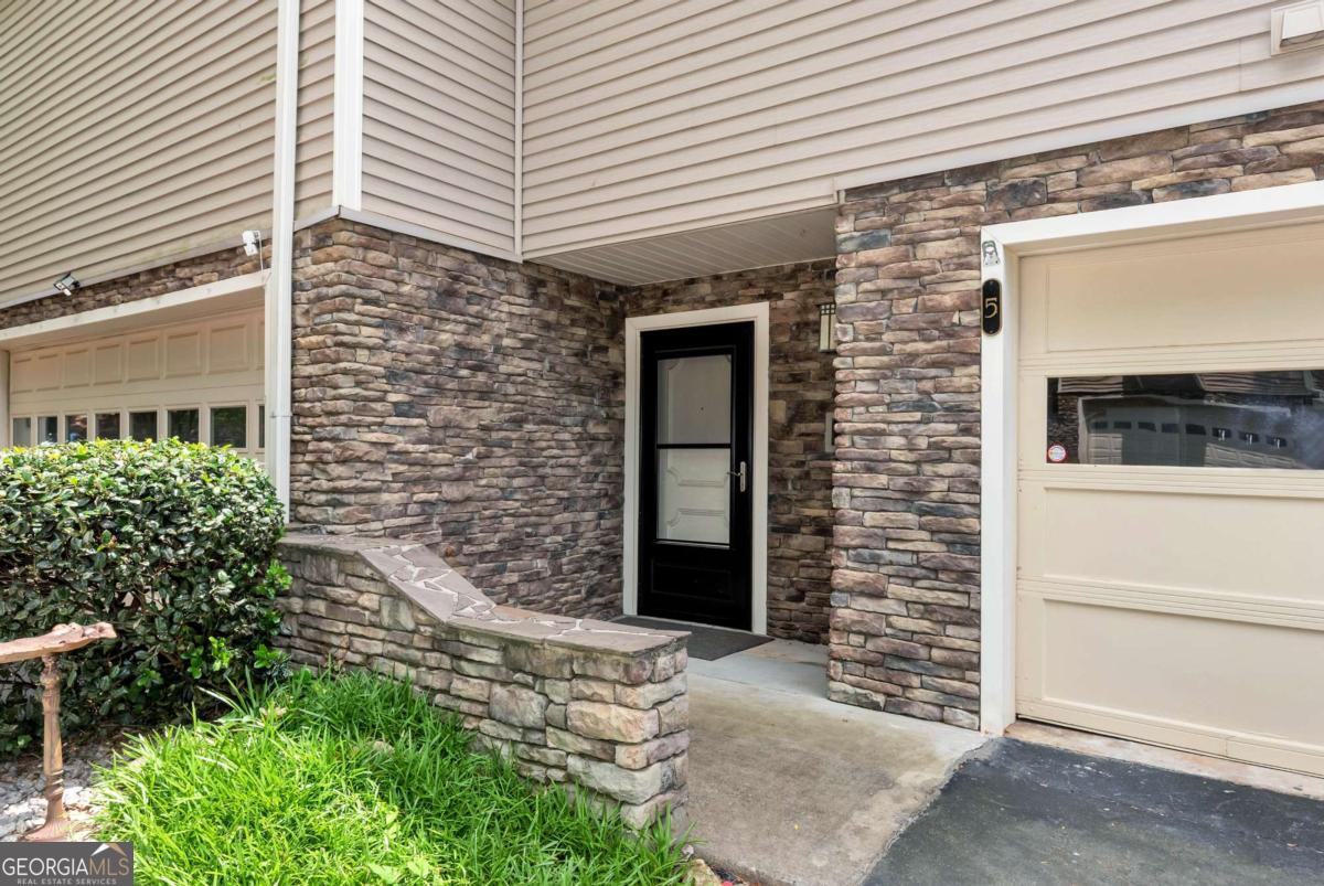 5 Basswood Circle Atlanta GA 30328