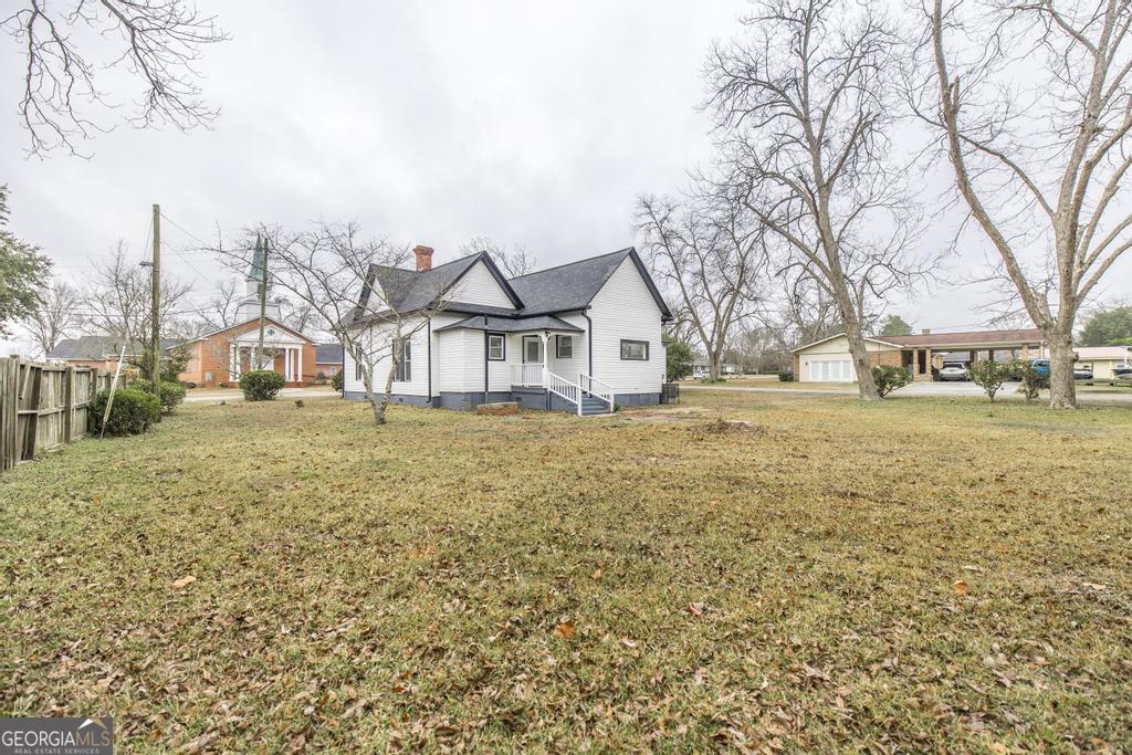106 N Line Street Dexter GA 31019