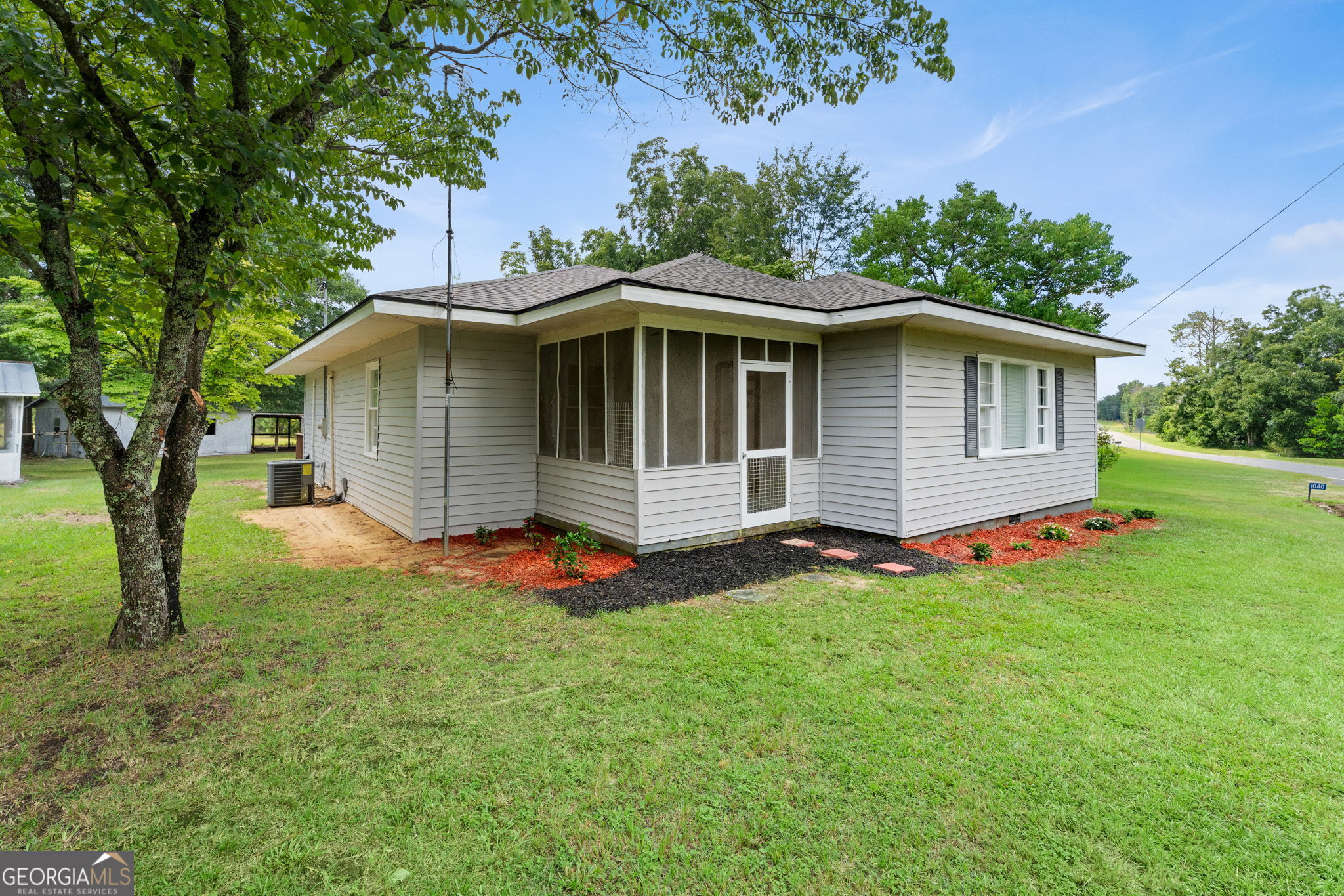 1040 Tommy Purvis Jr Reynolds GA 31076