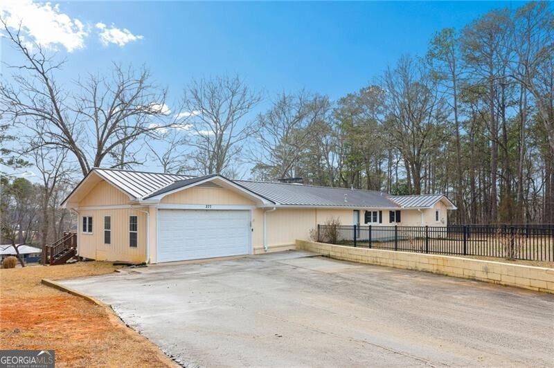 277 Oak Street Hiram GA 30141