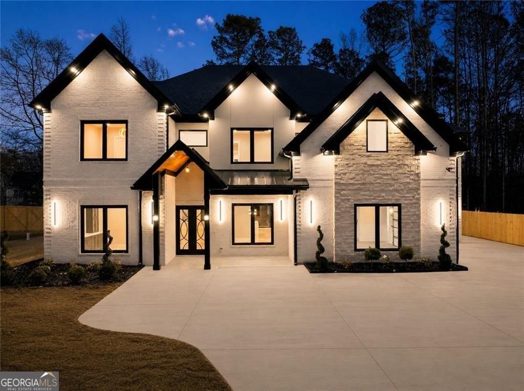 1613 Azalea Drive Lawrenceville GA 30043