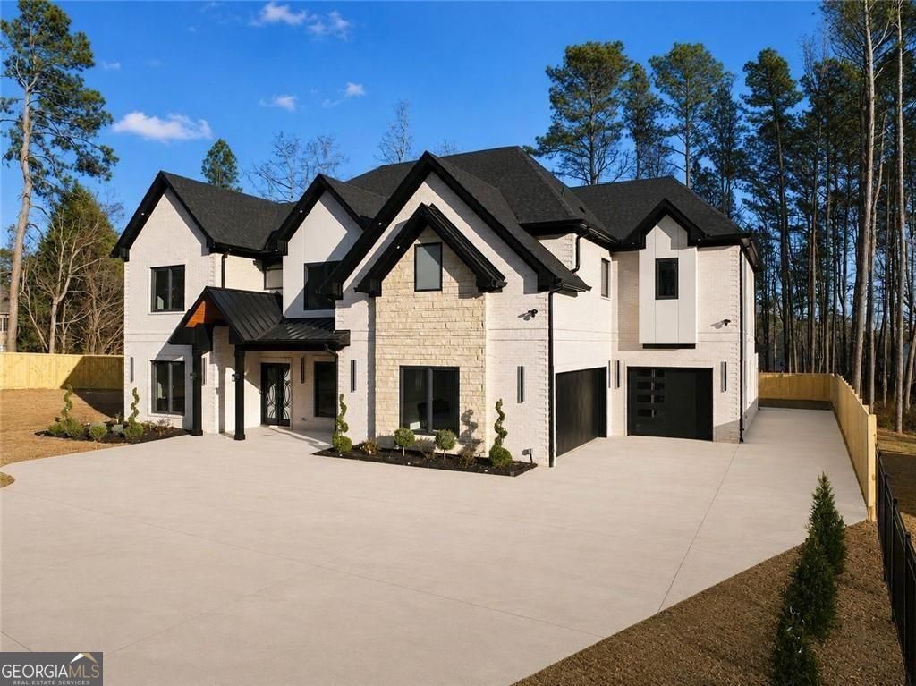 1613 Azalea Drive Lawrenceville GA 30043