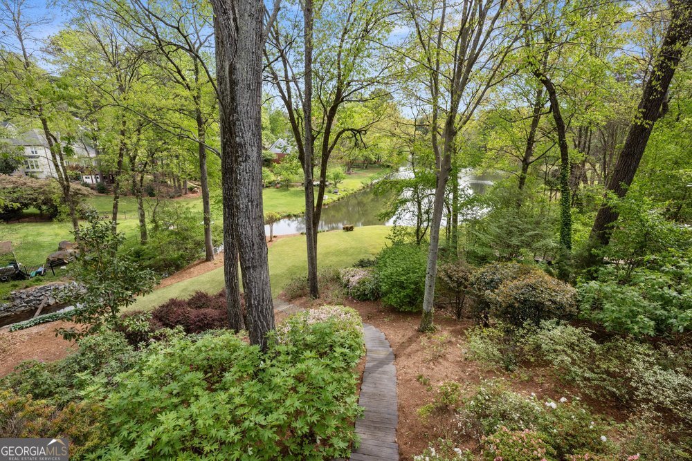 210 Lakeside Drive NW Kennesaw GA 30144