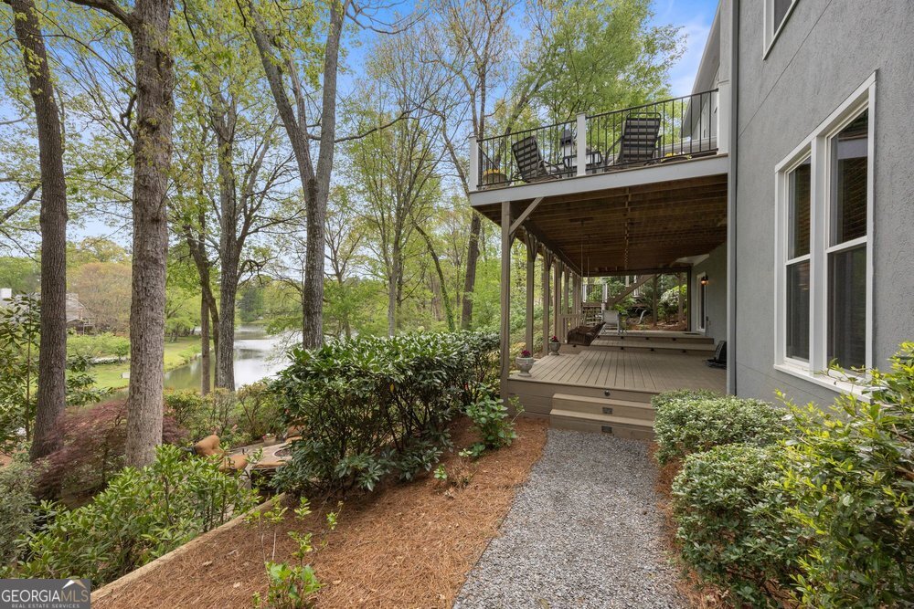 210 Lakeside Drive NW Kennesaw GA 30144