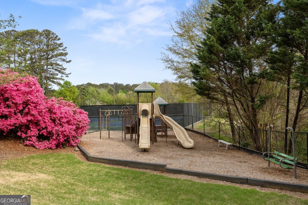 210 Lakeside Drive NW Kennesaw GA 30144