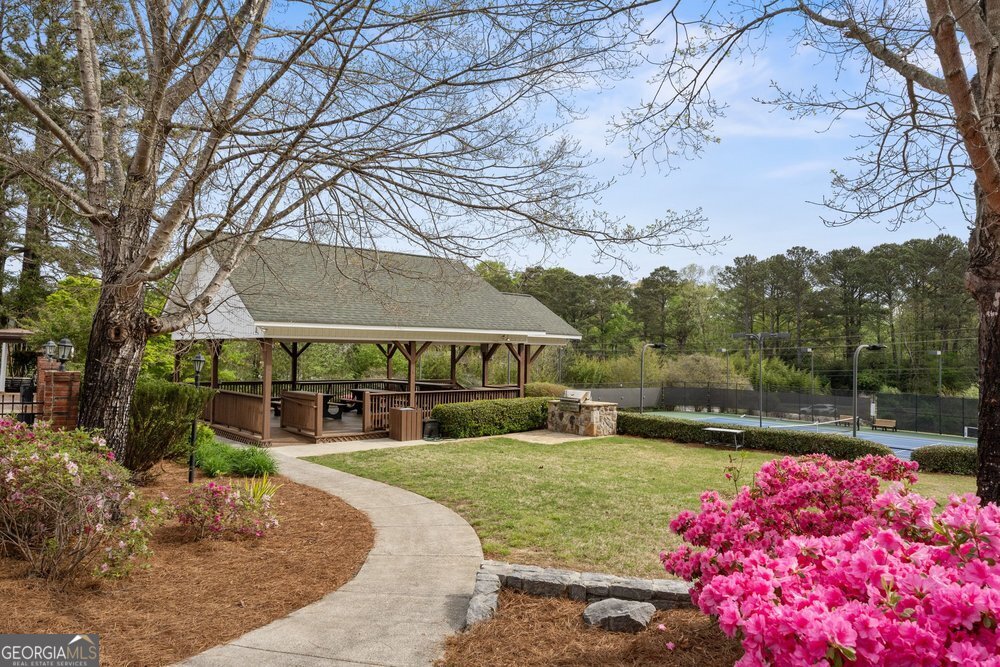 210 Lakeside Drive NW Kennesaw GA 30144