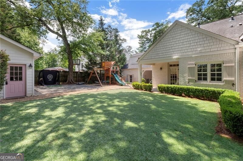 2203 Howell Mill Road NW Atlanta GA 30318