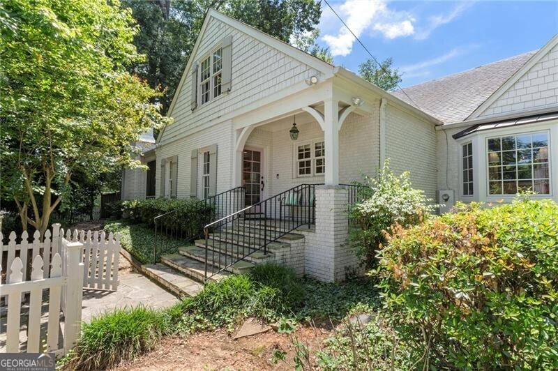 2203 Howell Mill Road NW Atlanta GA 30318