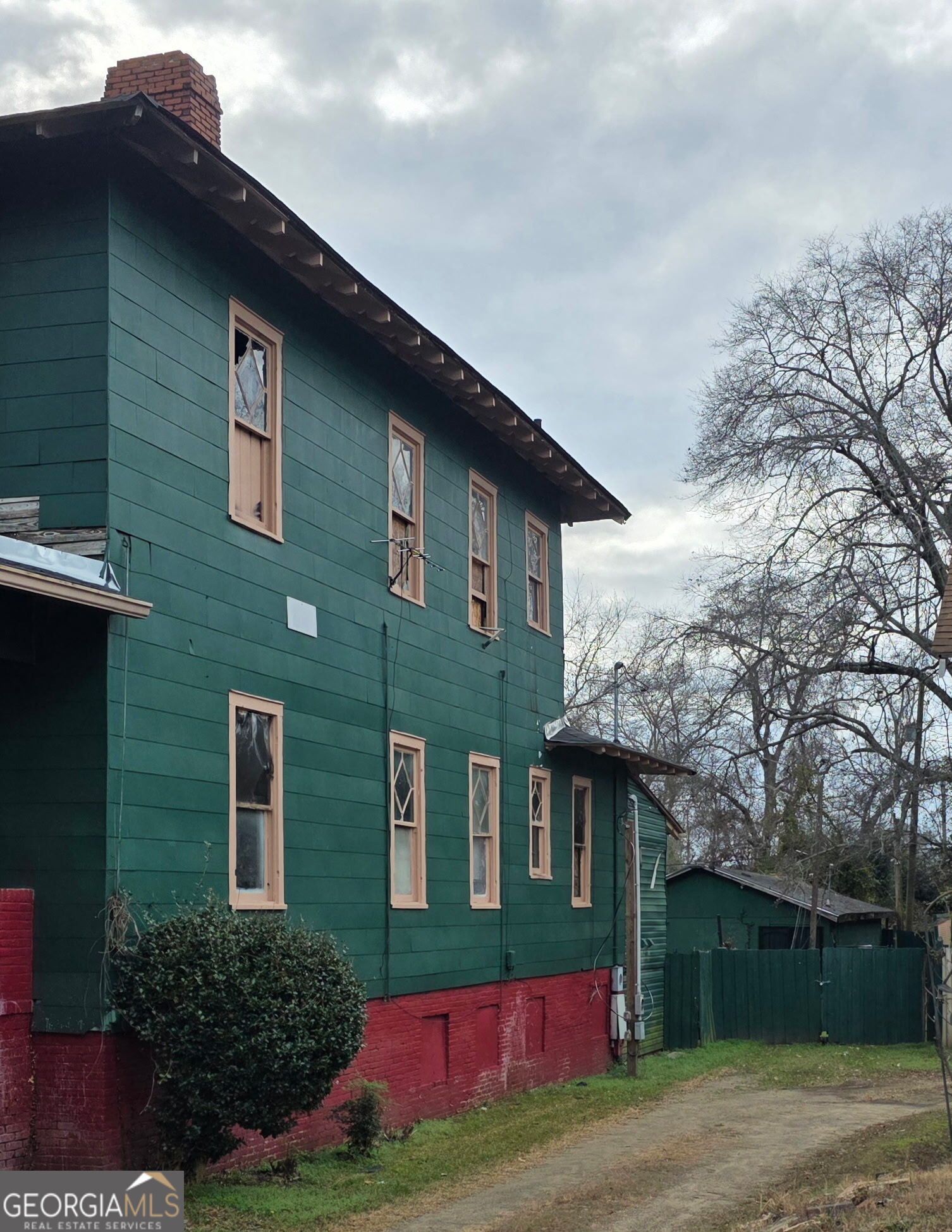 1061 Hillyer Avenue Macon GA 31204