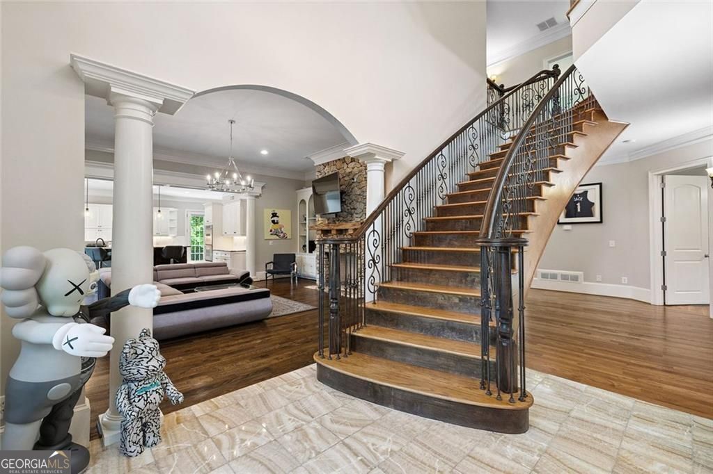 11140 W. Road Roswell GA 30075