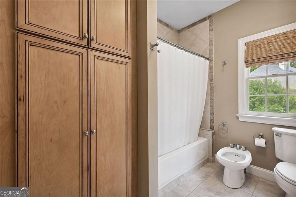 11140 W. Road Roswell GA 30075