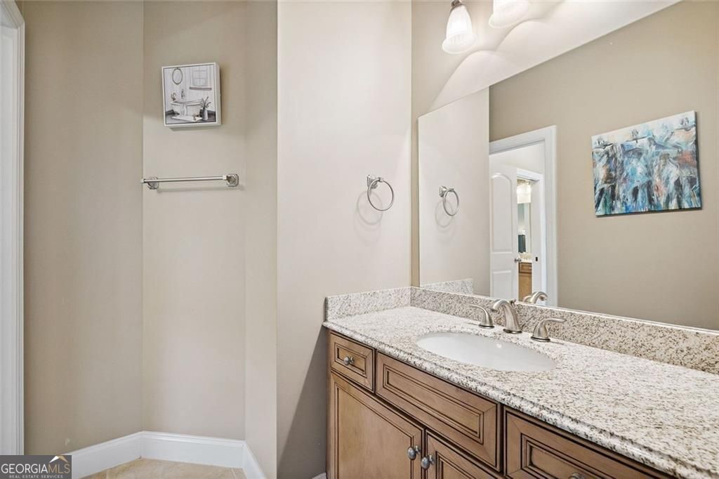 11140 W. Road Roswell GA 30075