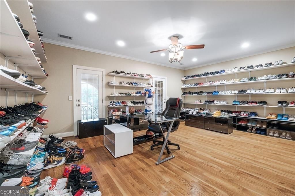 11140 W. Road Roswell GA 30075