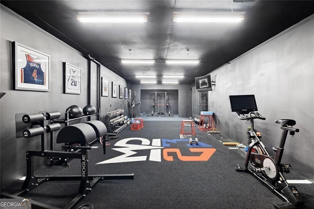 11140 W. Road Roswell GA 30075