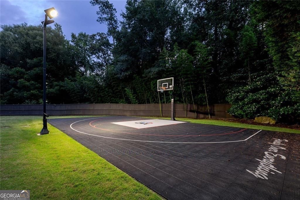 11140 W. Road Roswell GA 30075