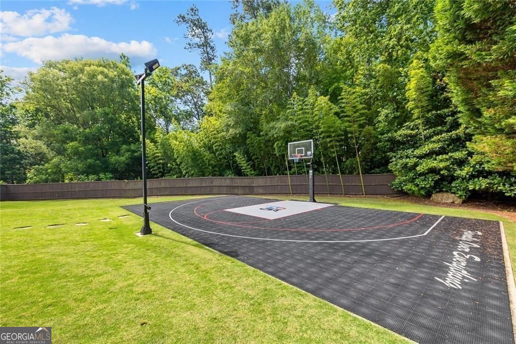 11140 W. Road Roswell GA 30075