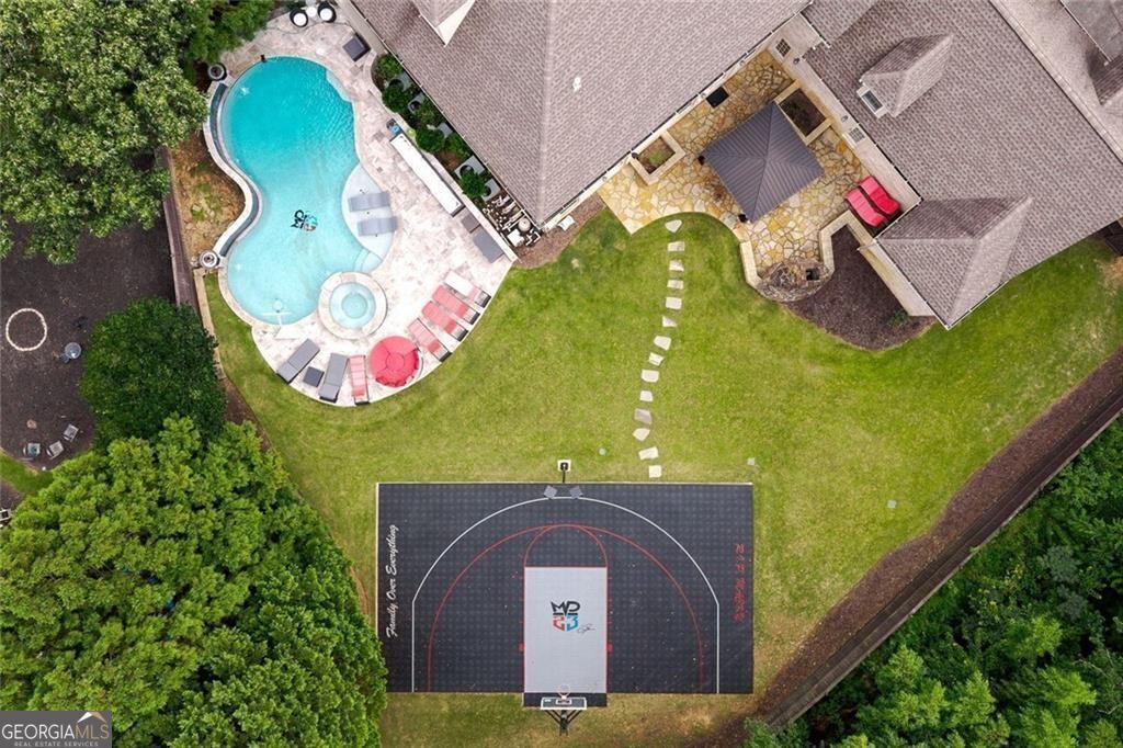 11140 W. Road Roswell GA 30075