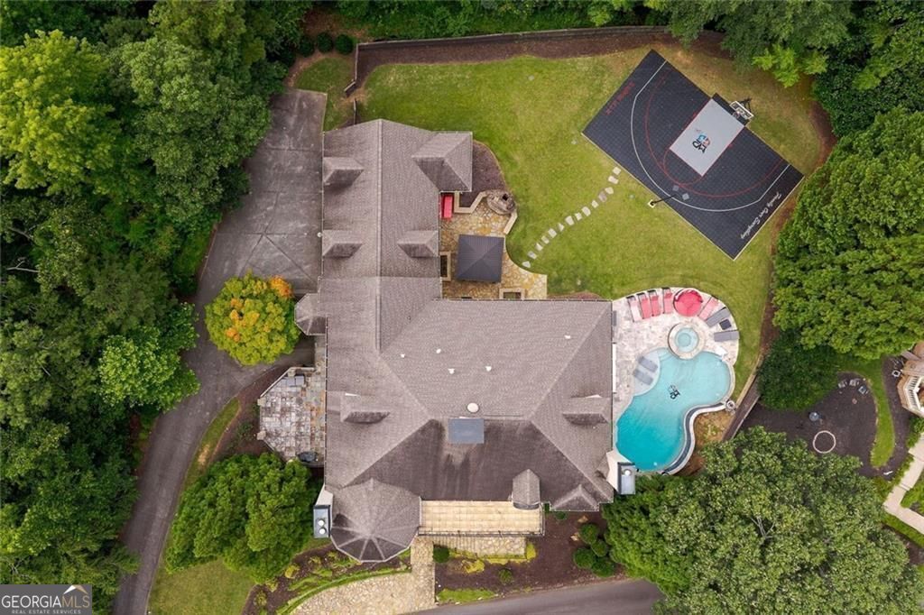 11140 W. Road Roswell GA 30075