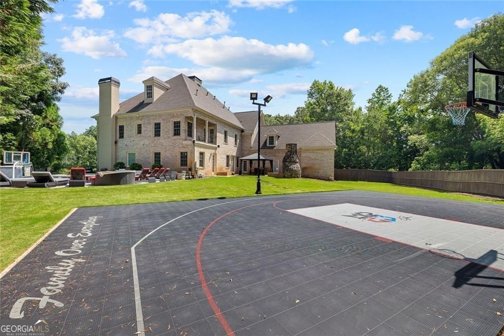 11140 W. Road Roswell GA 30075