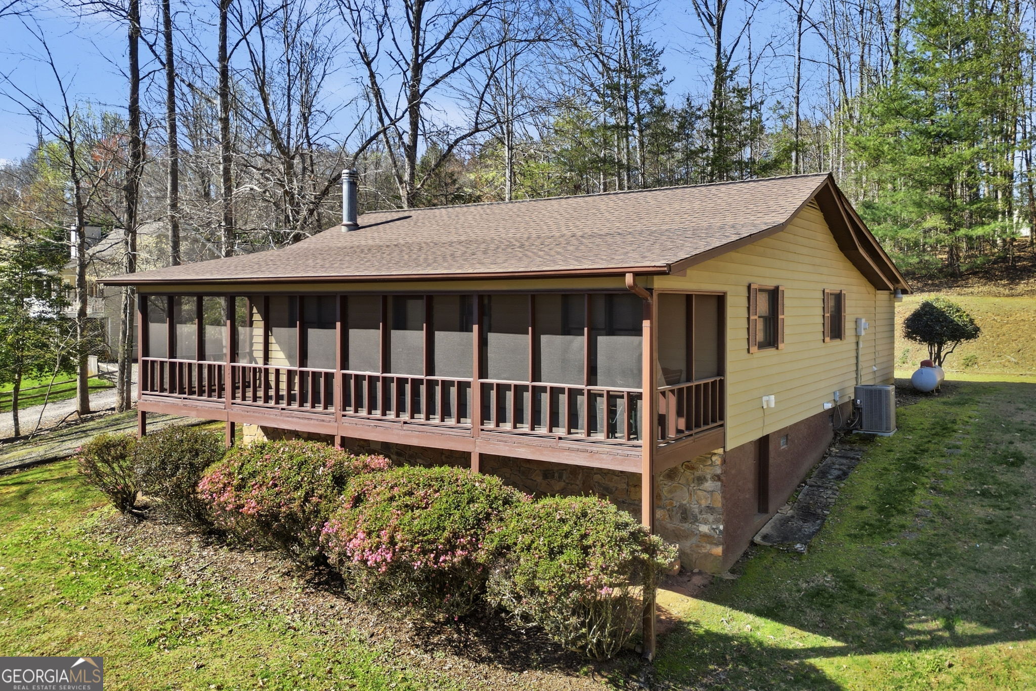 2083 Wood Lake Lane Young Harris GA 30582