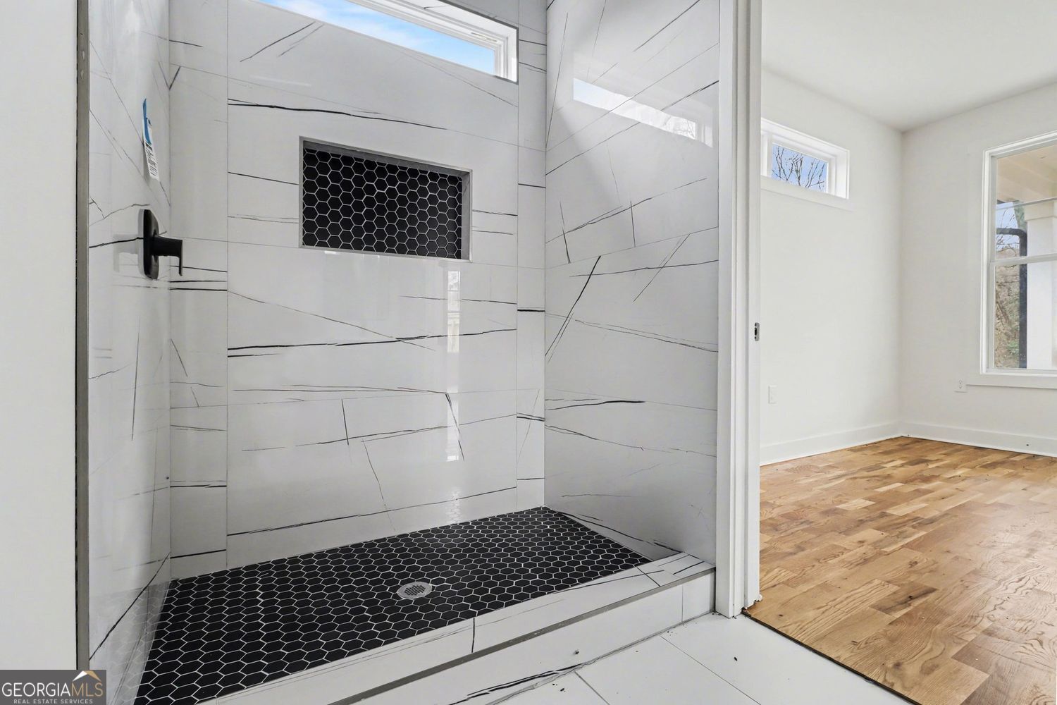 327 Ohm Avenue Scottdale GA 30079