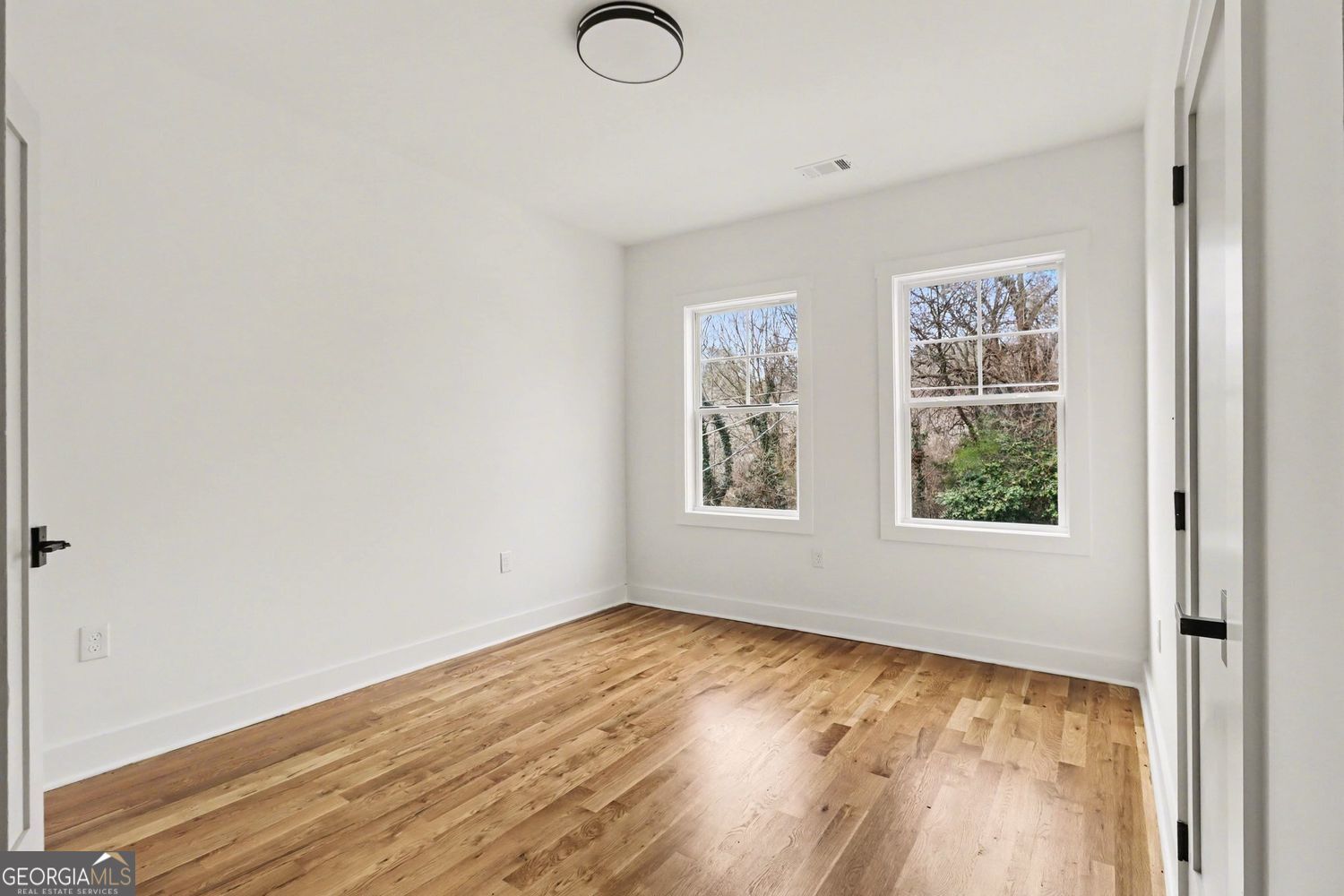 327 Ohm Avenue Scottdale GA 30079