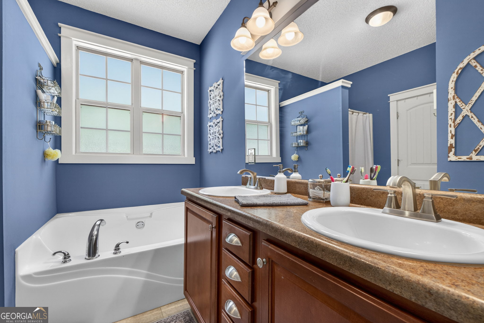 127 Lambdin Circle Barnesville GA 30204