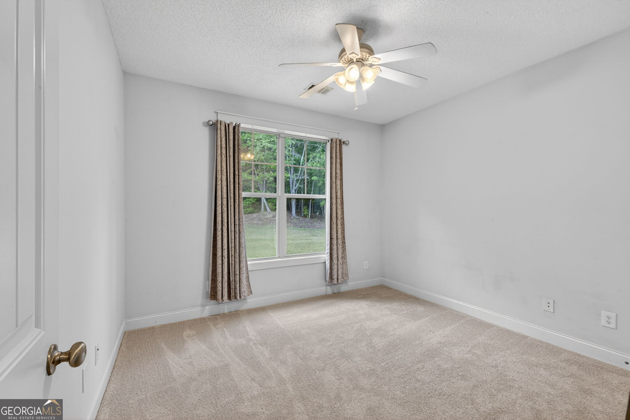 127 Lambdin Circle Barnesville GA 30204