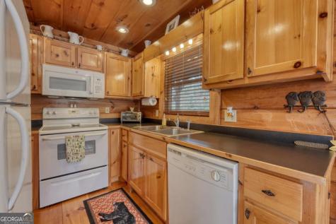 76 Channing Hollow Morganton GA 30560