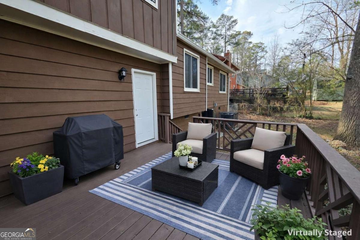 5350 Rockbridge Road Stone Mountain GA 30088