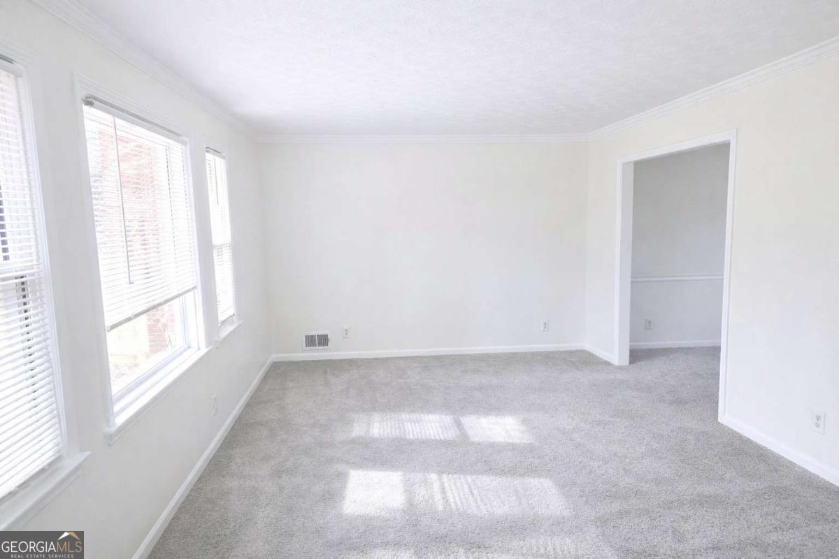 5350 Rockbridge Road Stone Mountain GA 30088