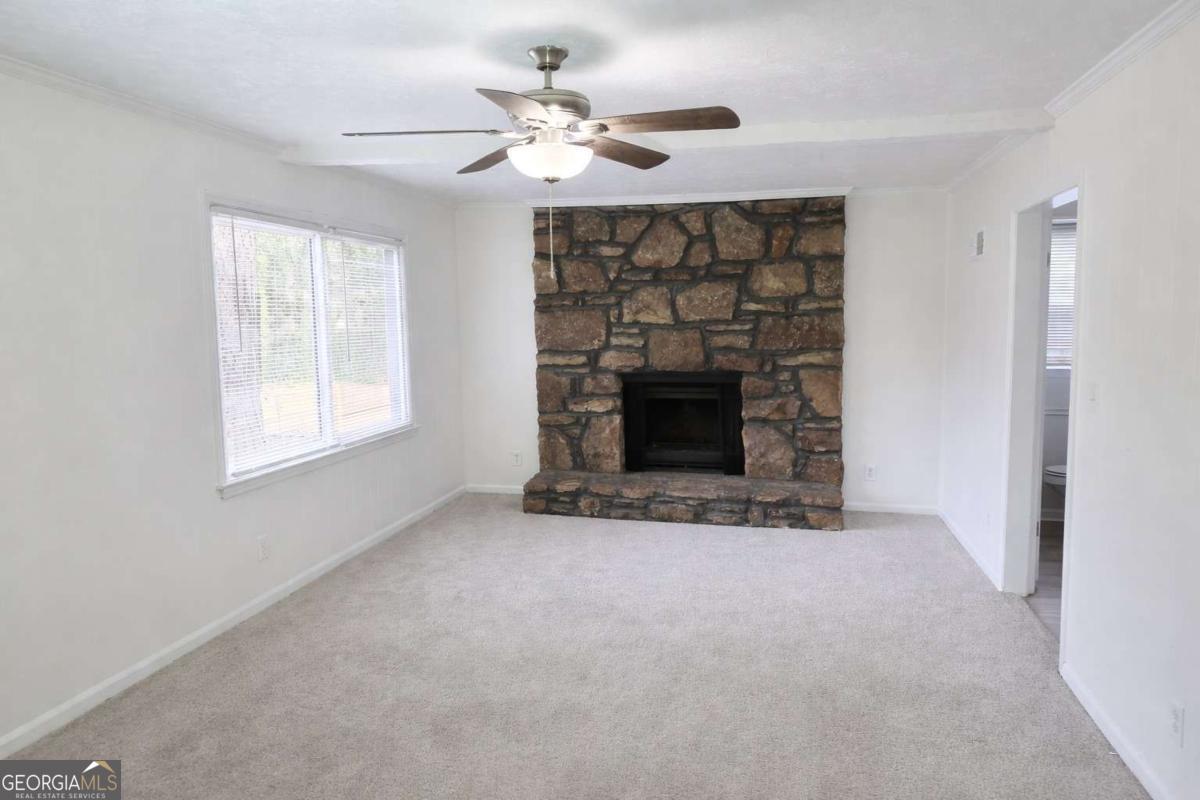 5350 Rockbridge Road Stone Mountain GA 30088