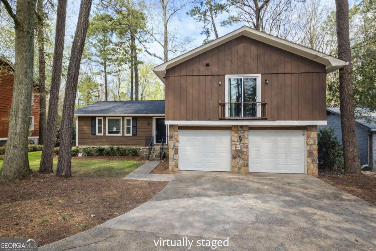 5350 Rockbridge Road Stone Mountain GA 30088