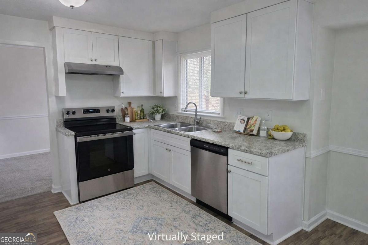 5350 Rockbridge Road Stone Mountain GA 30088